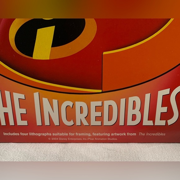 Vintage 2004 Disney’s Pixar The Incredibles Lithographs, Set of 4 - Picture 2 of 7